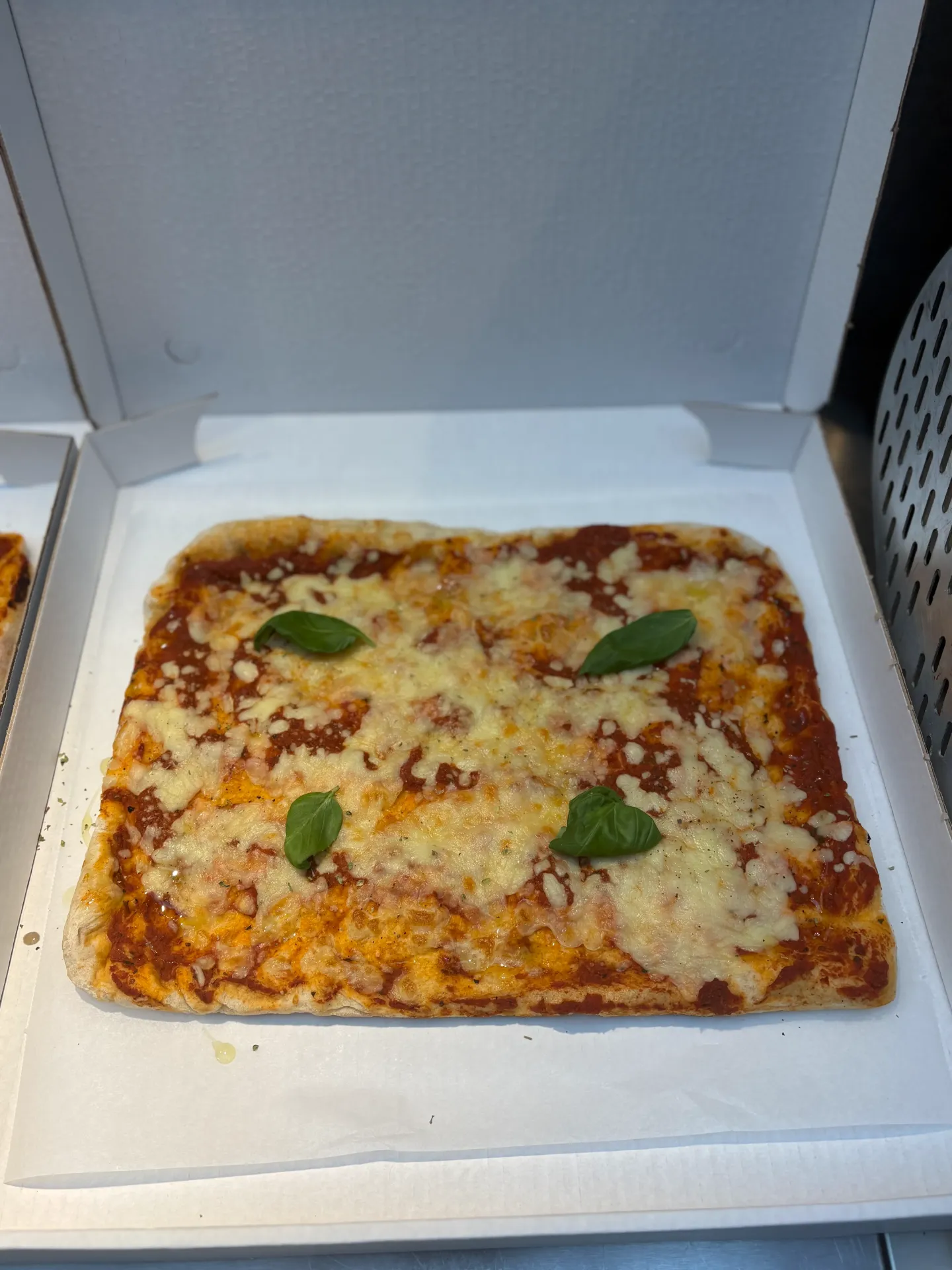 Pizza Margherita 30X40 cm